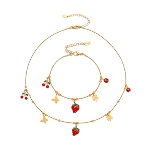 Set collana e bracciale in acciaio inossidabile placcato oro 18k con ciondoli