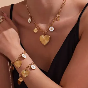 Parure Bijoux Acier Inoxydable Doré Femmes Avec Pendentifs Cœur Abeille Clé Collier Et Bracelet Mode Rétro