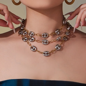 Collier ras de cou à trois couches en acier inoxydable avec pendentif grain de café