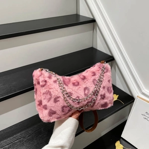 Sac Sous Le Bras En Peluche À Imprimé Léopard Avec Chaîne En Métal Et Bandoulière En Cuir PU Pour Femmes Style Y2K