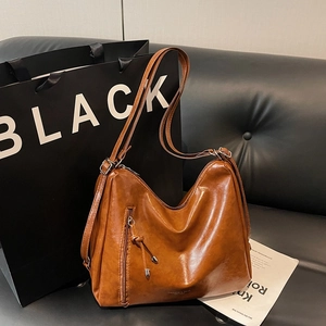 Retro Large Capacity Tote Bag Glossy PU Leather Shoulder Underarm Hobo Bag With Vertical Zipper Pocket Tassel For Women