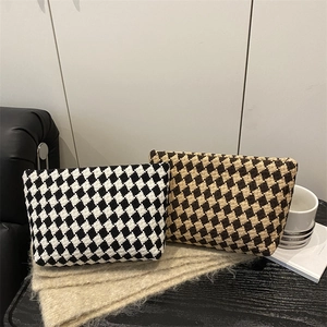 Vintage Women Argyle Woven Clutch Bag Niche Luxury Houndstooth Makeup Bag Zipper Closure Casual Handbag For Daily Banquet Party