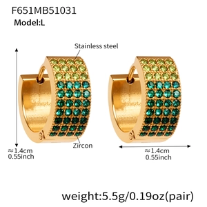 Spécifications de taille pour boucles d'oreilles en acier doré avec zircons dégradés