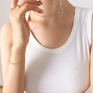 Exquisite gold-plated snake chain jewelry set with sparkling cubic zirconia inlay