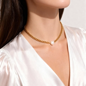 Minimalist 18K gold plated thick Cuban chain necklace with a single white pearl pendant