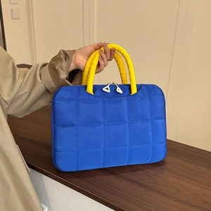 Quilted Laptop Bag Padded Nylon Shockproof Sleeve Contrast Handle Triangle Zipper Casual Chic Commuter Handbag
