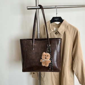 Retro Oil Wax PU Leather Tote Bag Large Capacity Women Commuter Shoulder Handbag Minimalist Urban Style