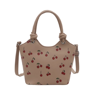 Elegante borsa beige con stampa di ciliegie rosse, doppi manici e tracolla regolabile