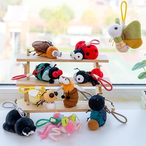 Simpatico Ciondolo In Peluche A Forma Di Insetto Cartone Animato Portachiavi Charm Per Borsa Decorazione Zaino Giocattolo