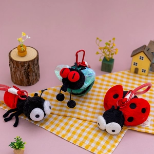 Simpatici ciondoli portachiavi in peluche a forma di insetto per borse e chiavi