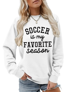 Detail der Rippbündchen und SOCCER is my FAVORITE Text auf weißem Damen-Sweatshirt