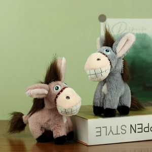 Lot de porte-clés peluche âne rigolo en gris et rose avec fourrure douce et rire