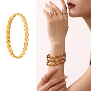 Bracelet Jonc À Maillons En Forme De Cœur Plaqué Or 18K Acier Inoxydable Minimaliste Luxe Romantique Pour Femme