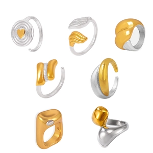 Set di 7 anelli geometrici in acciaio inossidabile placcato oro 18 carati e argento
