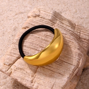 Élastique à cheveux n?ud doré à l'or fin avec breloque lune sur fond de pierre naturelle