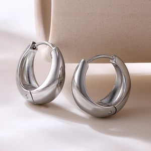 Boucles d'oreilles créoles polies en acier inoxydable argenté au style minimaliste