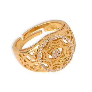 Gold hollow round ring with vintage filigree patterns and sparkling diamonds