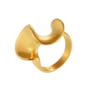 Chic gold-plated stainless steel ring featuring a wavy irregular sculptural design
