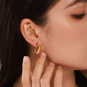 18K gold plated C-shaped stainless steel hoop earrings with sparkling diamond accents