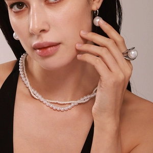 Ensemble de Bijoux en Acier Inoxydable Élégant avec Künstliche Perles de Coquille à Double Couche Collier Boucles d'oreilles Bague Femme