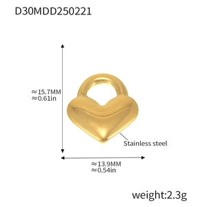 Detailed dimensions of 18k gold-plated heart pendant in high-quality stainless steel