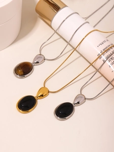 Détails de colliers réglables élégants avec pendentifs ovales en œil de tigre et onyx