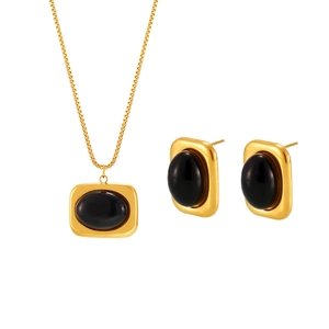 Vintage-Schmuckset aus Edelstahl mit ovaler schwarzer Onyx-Halskette und Ohrringen in Gold