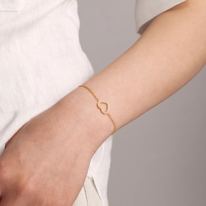Élégant bracelet cœur en acier inoxydable doré avec cristaux de zircone scintillants pavés