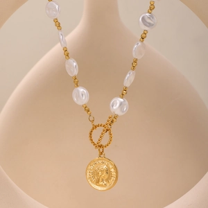Vintage OT buckle pearl necklace with Queen Elizabeth portrait coin pendant