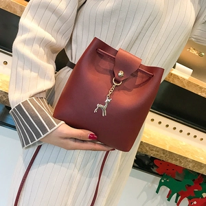 Women Mini PU Leather Crossbody Phone Bag Deer Pendant Bucket Shoulder Bag Solid Color Casual Fashion Daily Purse