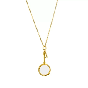 Vintage gold plated magnifying glass and key pendant necklace for a minimalist style look