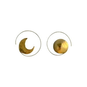 Vintage gold plated asymmetric sun and moon earrings with hammered spiral design