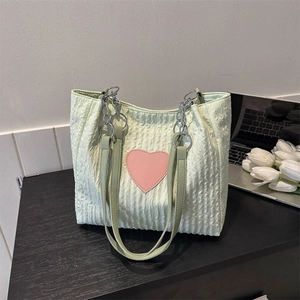 Borsa Tote Casual da Donna Plissettata Con Applicazione a Cuore Catena in Metallo Nylon Grande Capacità Borsa a Spalla per Shopping Scuola Viaggi