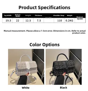 Detailed size chart for plaid crossbody bag showing dimensions in centimeters and weights