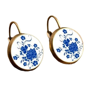 Vintage Ohrringe mit französischem Haken und 18mm blau-weißem Porzellanmuster