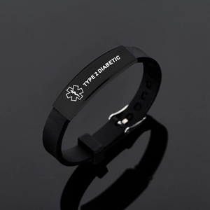 Schwarzes Silikon-Notfallarmband mit Typ-2-Diabetes-Gravur auf der Edelstahlplatte
