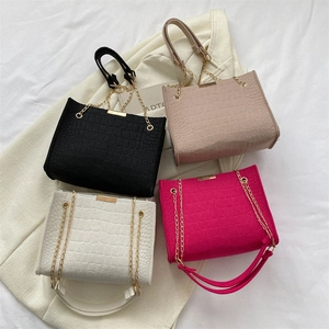 Crocodile Pattern Felt Crossbody Bag Women Fashion Small Square Handbag With Metallic Chain Strap Elegant Daily Purse