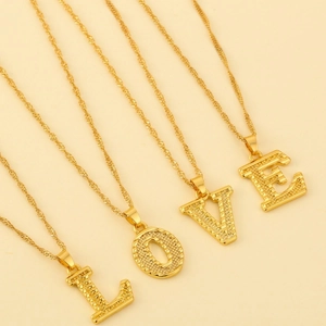 18K Vergoldet Legierung Großbuchstabe Anhänger Halskette Mode Strukturiert Initial Wasserwellenkette Schmuck Für Damen Geschenk