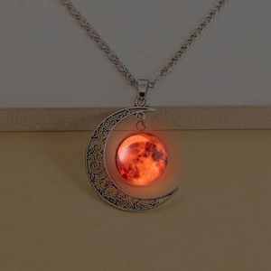 Vintage Glow In The Dark Moon Pendant Necklace With Alloy And Glass Starry Sky Mars Luminous Charm For Women