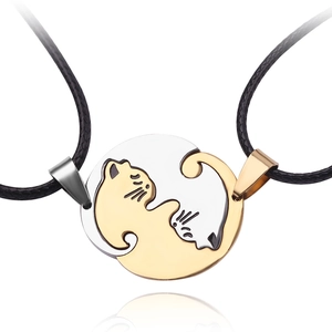 Katzen-Pärchenhalsketten mit Gold und Silber Yin Yang Edelstahl-Anhängern