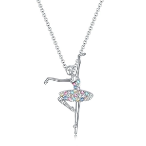 Collier élégant avec pendentif danseuse de ballet et cristaux colorés sur fond blanc