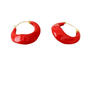 Irregular red enamel gold-plated hoop earrings with chunky retro design for women