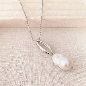Large Baroque Cultured Artificial Pearl Pendant Necklace Silver Plated Copper Irregular Geometric Minimalist Ball Chain Women