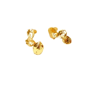 Eleganti orecchini a lobo a foglia placcati oro con texture martellata irregolare da donna