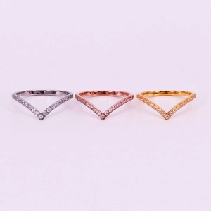 Three-piece set of V-shaped titanium steel rings in silver, gold, and rose gold with zircon