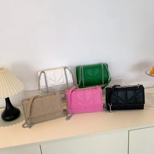 Fashion Women Geometric Quilted Small Square Bag PU Leather Chain Shoulder Crossbody Bag Trendy Urban Commuting Flap Purse For Ladies