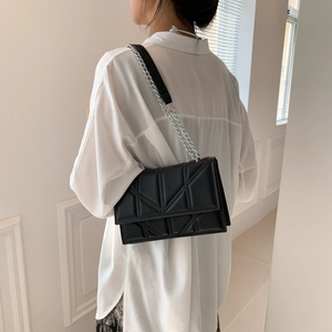 Chic black quilted chain bag for women, modern geometric pattern crossbody shoulder bag