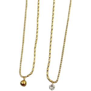 Minimalistische Halsketten mit Goldbohne und Solitär-Diamant aus poliertem Titanstahl