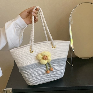 Sac Seau Tissé de Style Français pour Femmes Couleur Contrastée Corde de Coton Tressé Sac à Épaule Avec Charme de Fleur Sac de Plage