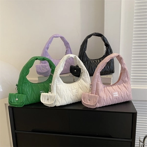 Sac Hobo En Cuir PU Matelassé Pour Femmes Chic Sac À Épaule Froncé Avec Mini Pochette Style Urbain Polyvalent